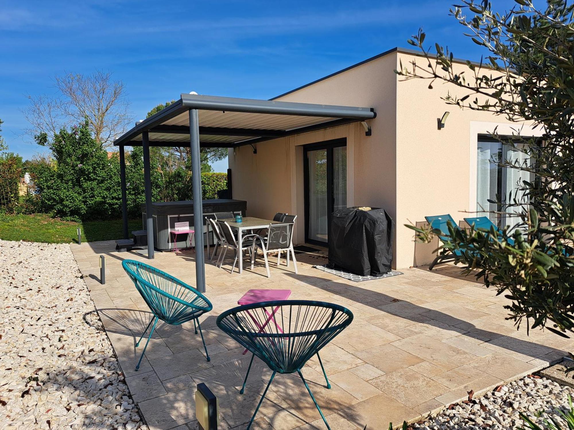 Chatuzange-le-Goubet Villa Drome Jacuzzi La Maison D'A Cote מראה חיצוני תמונה